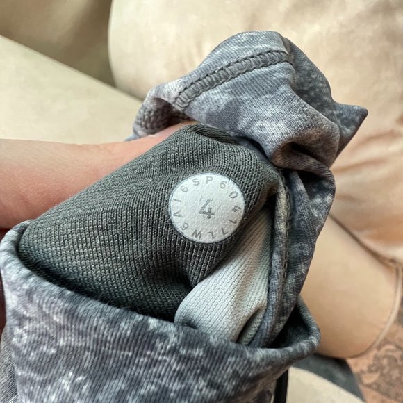 Lululemon wunder under cropped leggings - Picture 7 of 7